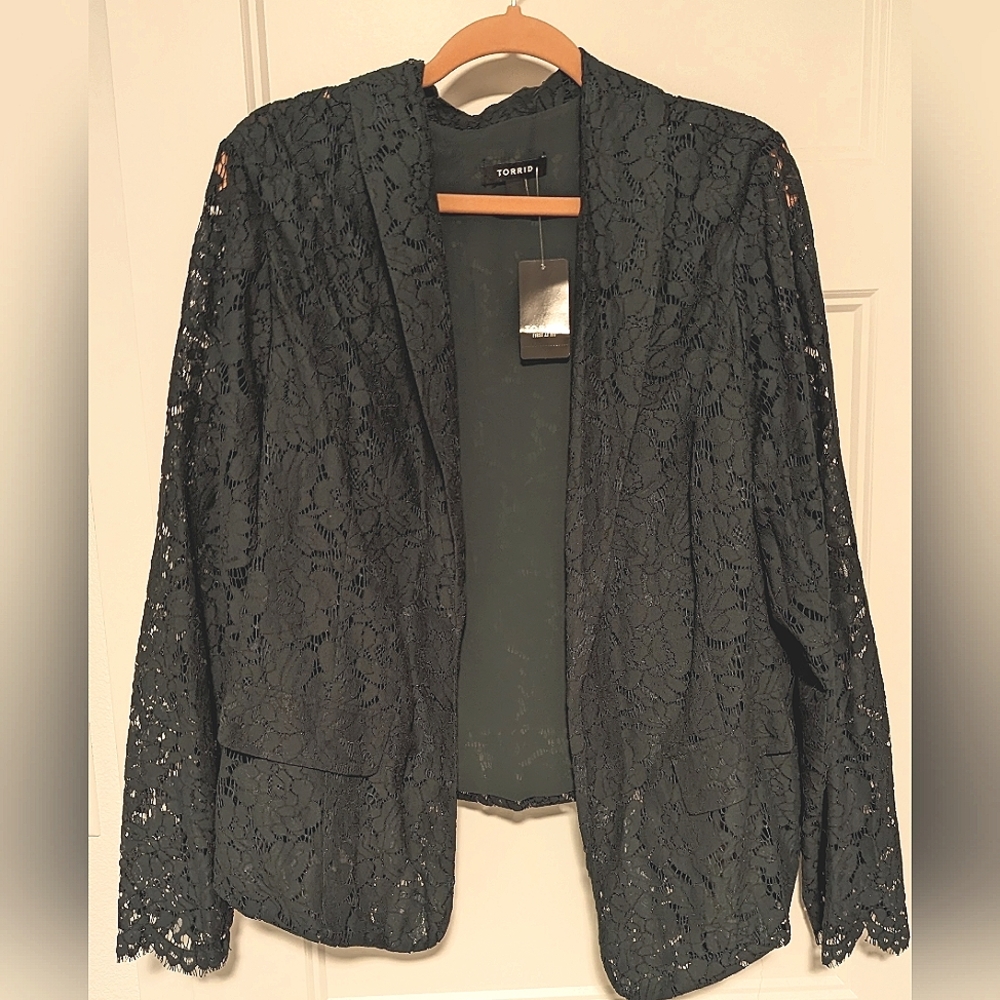 Torrid size 2 Green Lace Blazer Jacket.